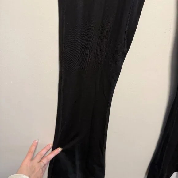 lululemon Align™ High-Rise Mini-Flare Pant Tall Black SZ6 - Picture 5 of 5